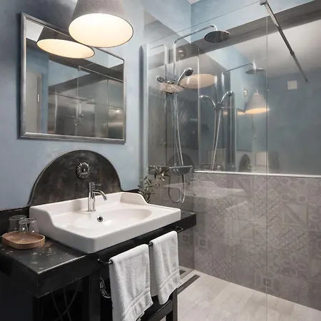 Guest house Mirakul In A Cute Historic Town
