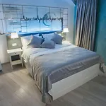 Mirakul In A Cute Historic Town 4*