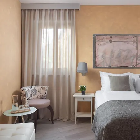 Mirakul In A Cute Historic Town 4* Labin (Istria)
